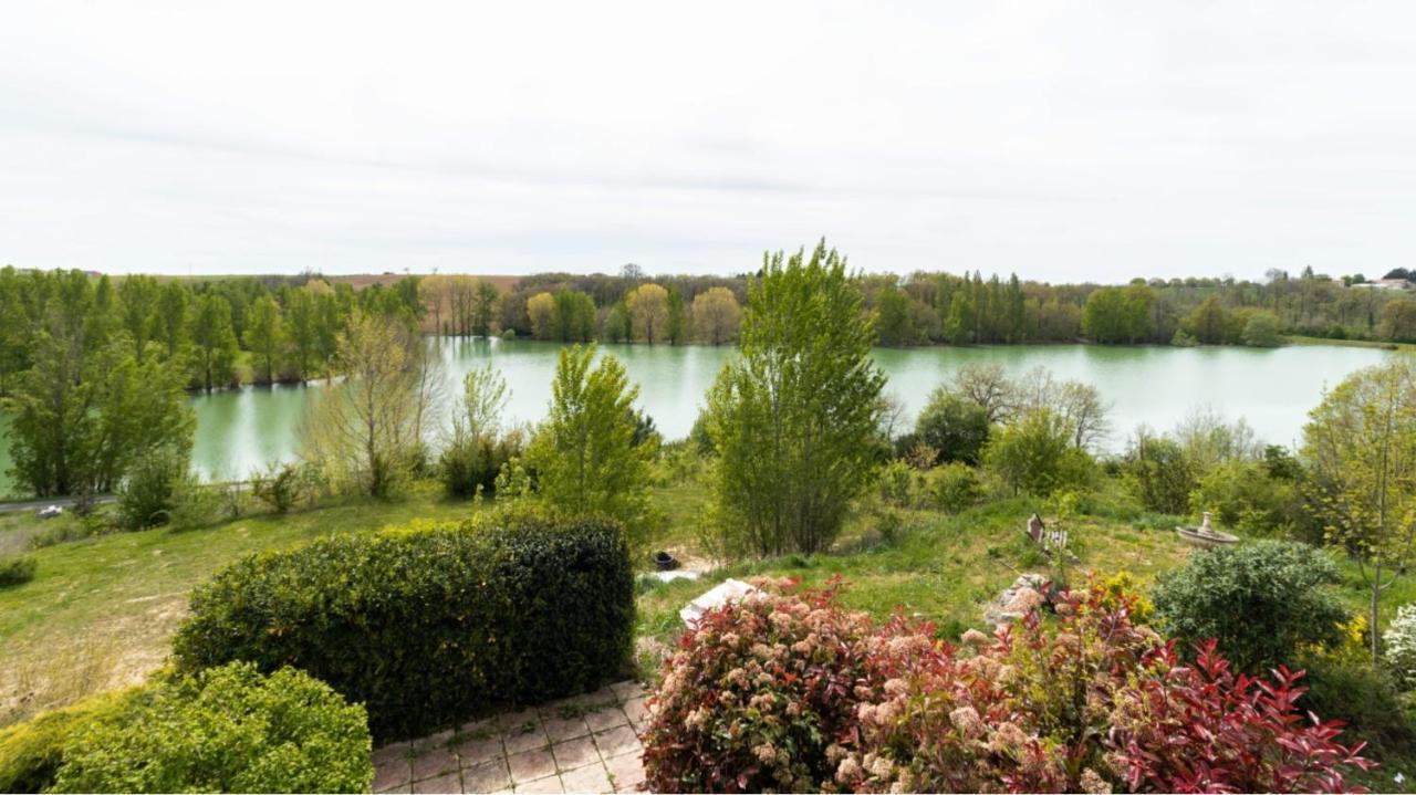 La Decouverte, Jacuzzi, Sauna, Et Terrasse Avec Vue Sur Lac A La Campagne Entre Toulouse Et Auch Villa Catonvielle Buitenkant foto